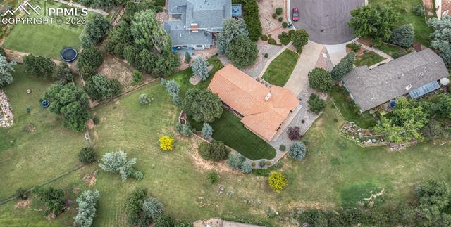 633 Golden Hills Road