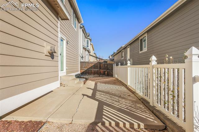 7703 Autumn Leaf Way