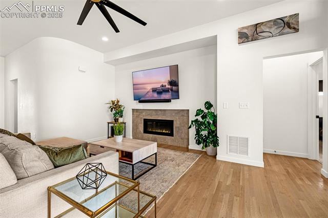4841 Hanging Lake Circle