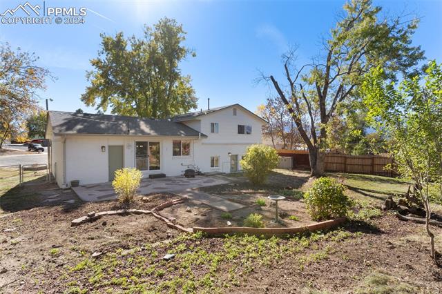 1819 Montezuma Drive