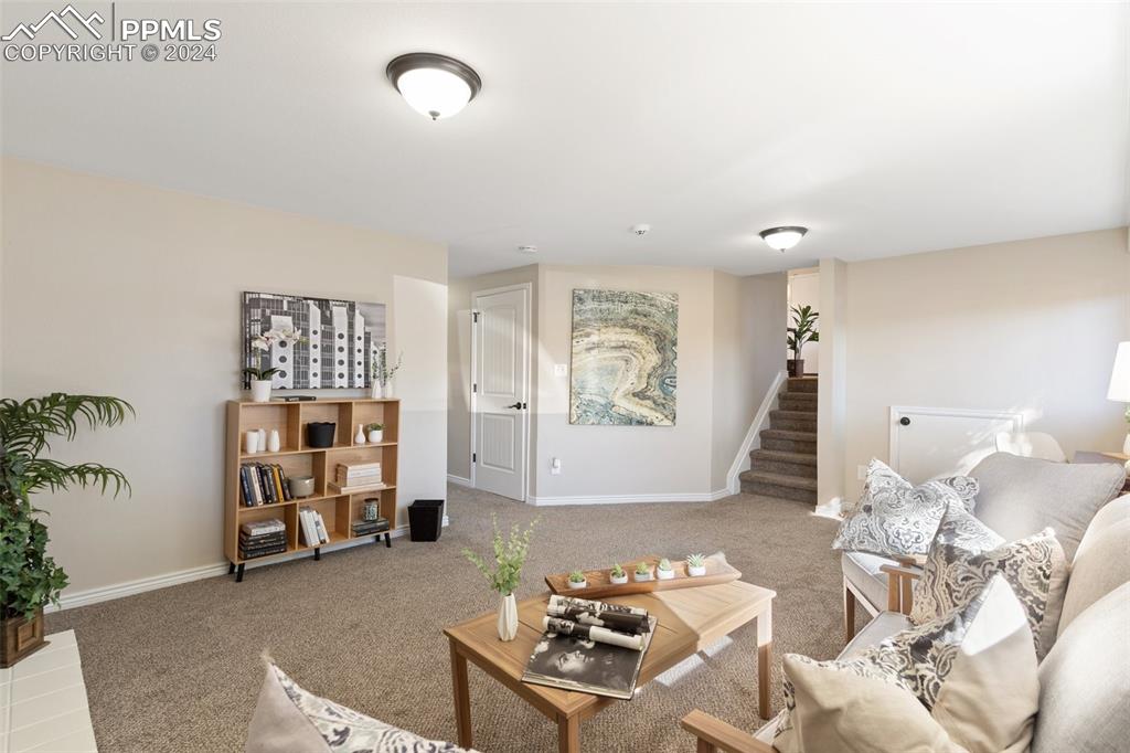 1819 Montezuma Drive