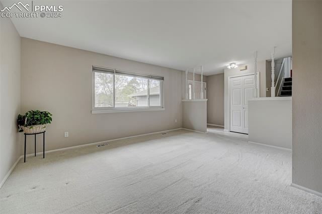 5617 E Old Farm Circle