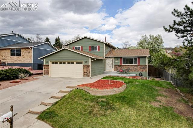 5617 E Old Farm Circle