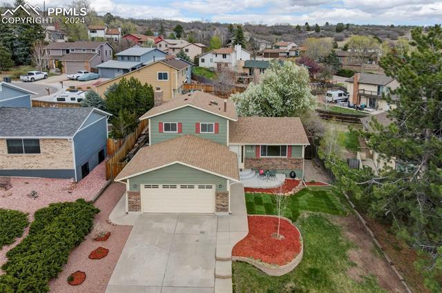 5617 E Old Farm Circle