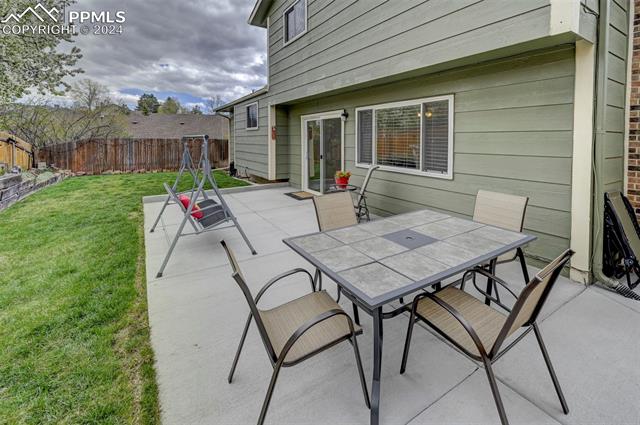 5617 E Old Farm Circle