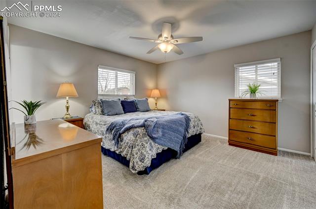 5617 E Old Farm Circle