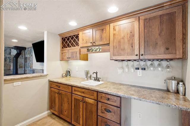 18885 Prairie Breeze Point