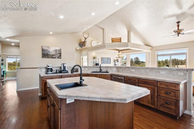 18885 Prairie Breeze Point