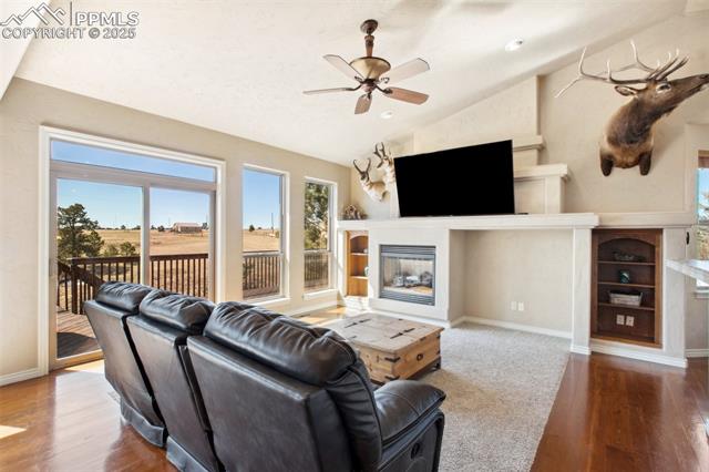 18885 Prairie Breeze Point