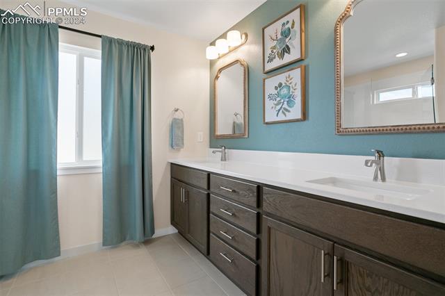 6568 Cumbre Vista Way