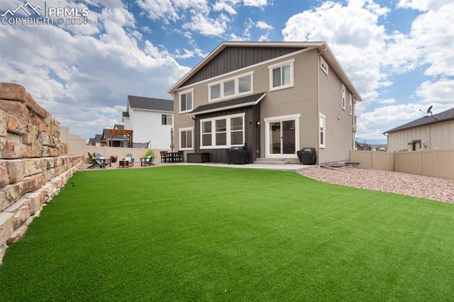 6568 Cumbre Vista Way