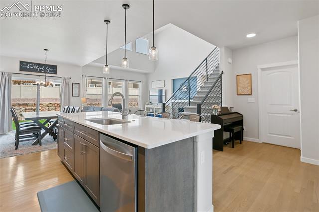 6568 Cumbre Vista Way