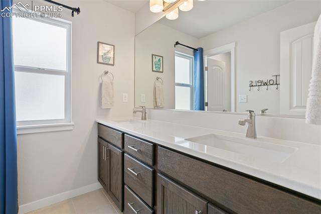 6568 Cumbre Vista Way