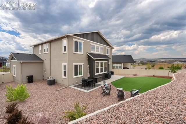 6568 Cumbre Vista Way