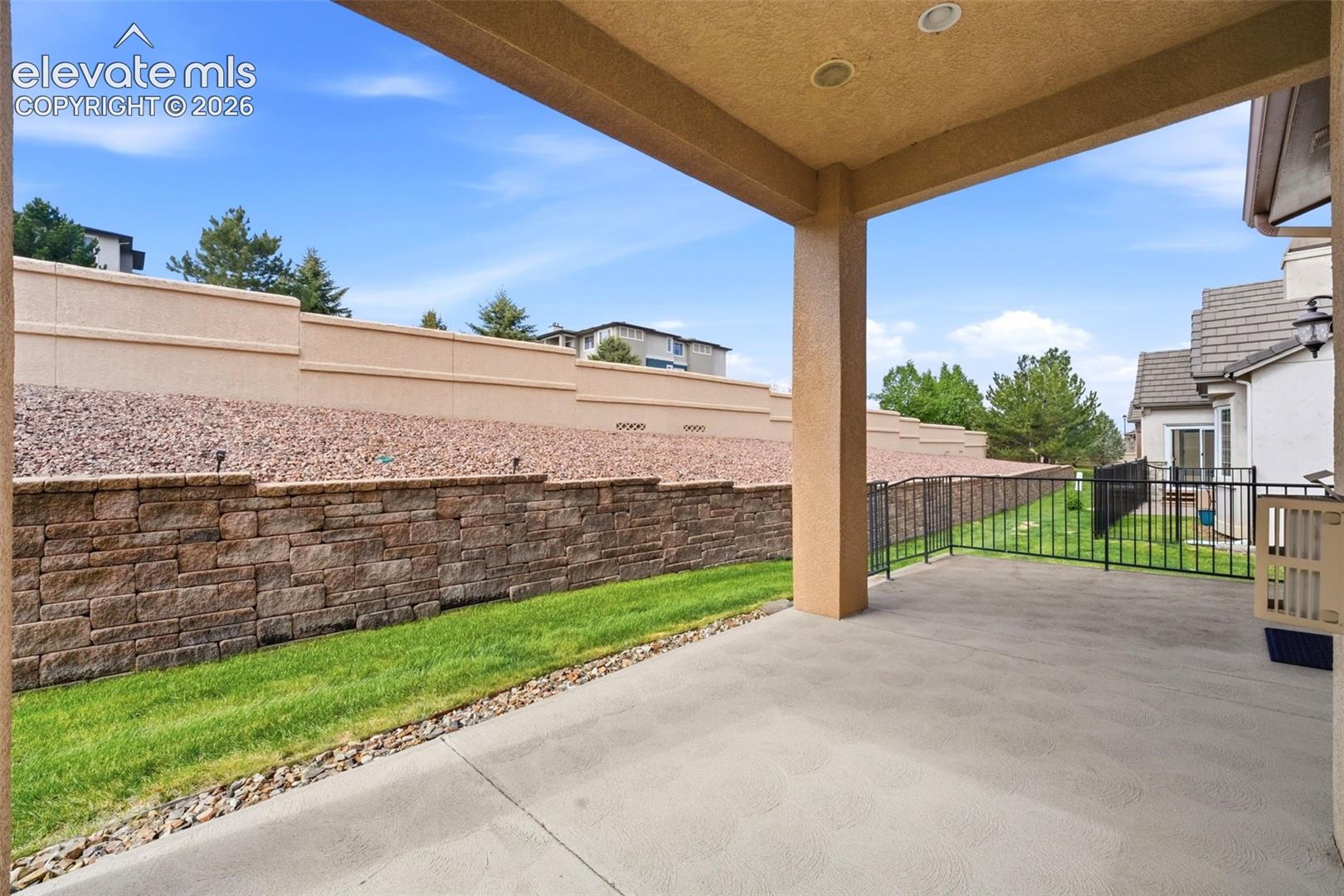 2479 Pine Valley View