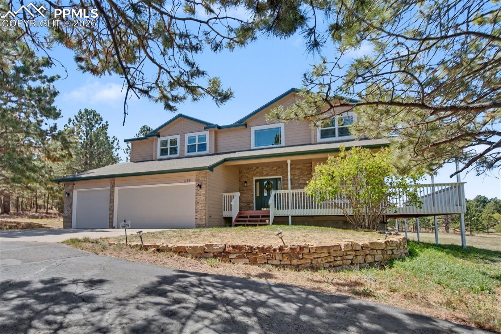 635 Kings Deer Point