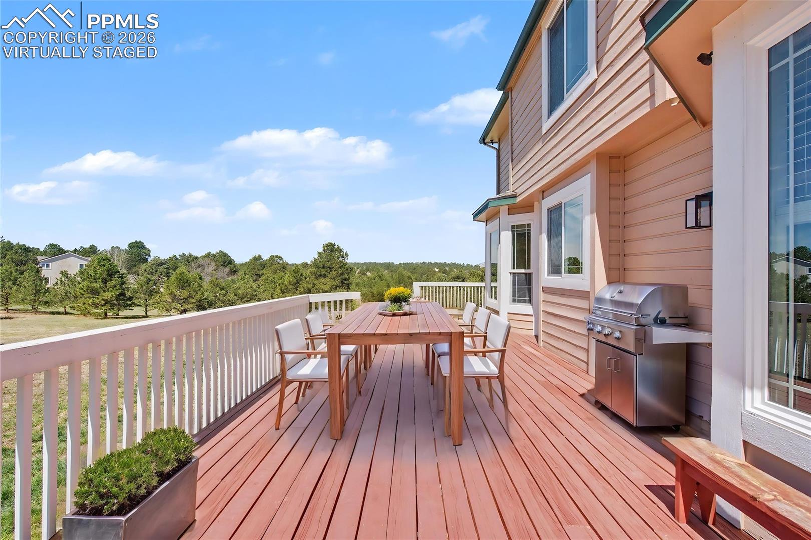 635 Kings Deer Point