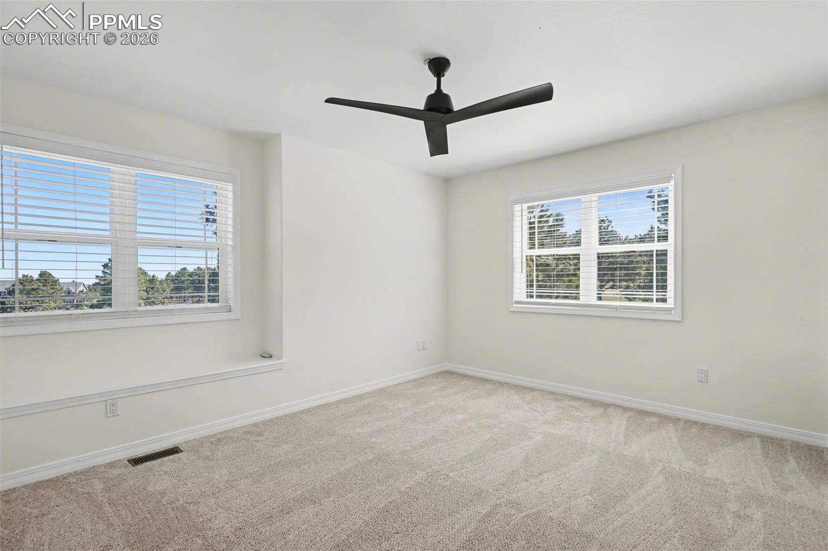 635 Kings Deer Point
