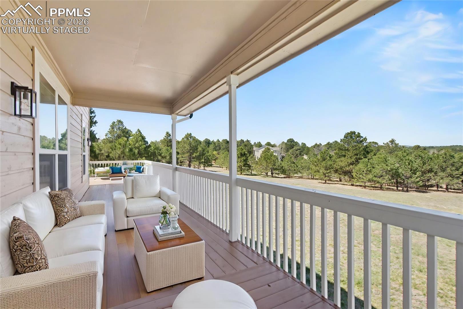 635 Kings Deer Point