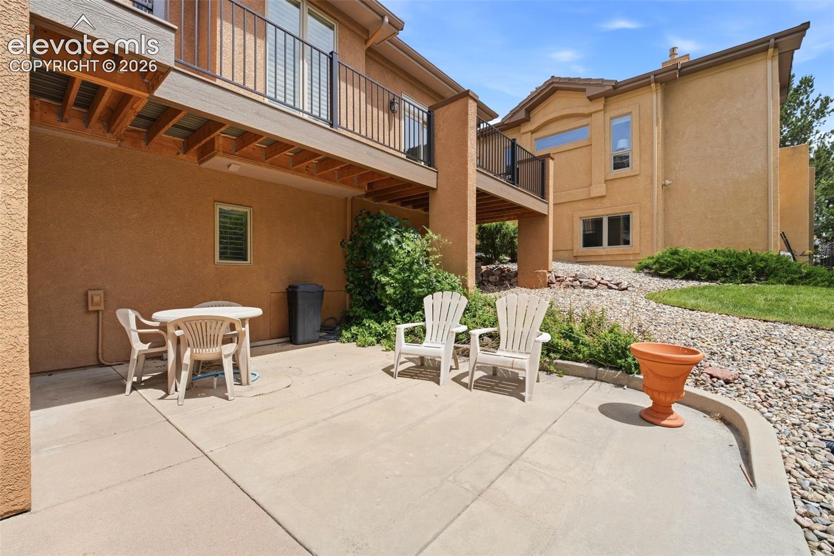 2772 Stonewall Heights