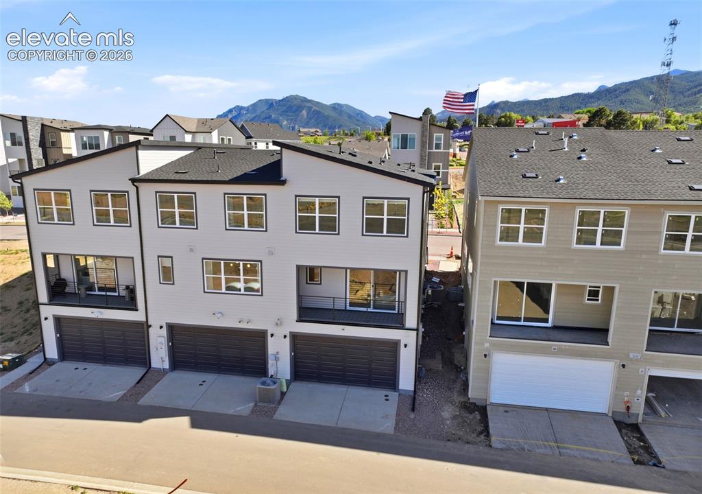 1764 Keystone Crest Lane