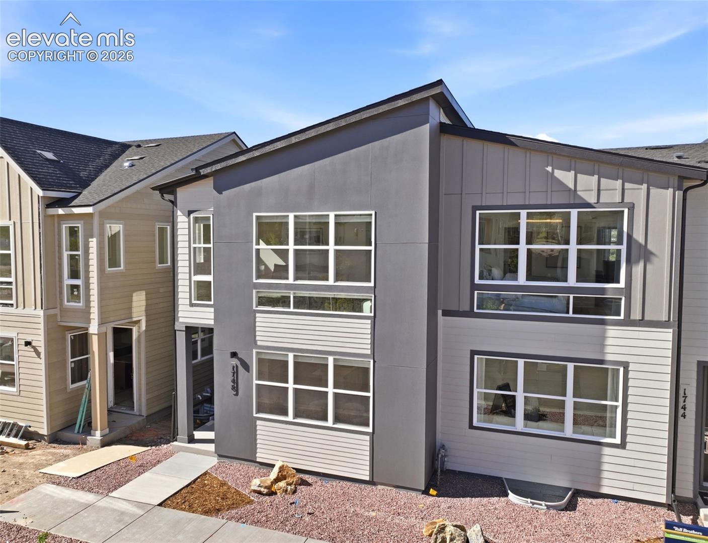 1764 Keystone Crest Lane