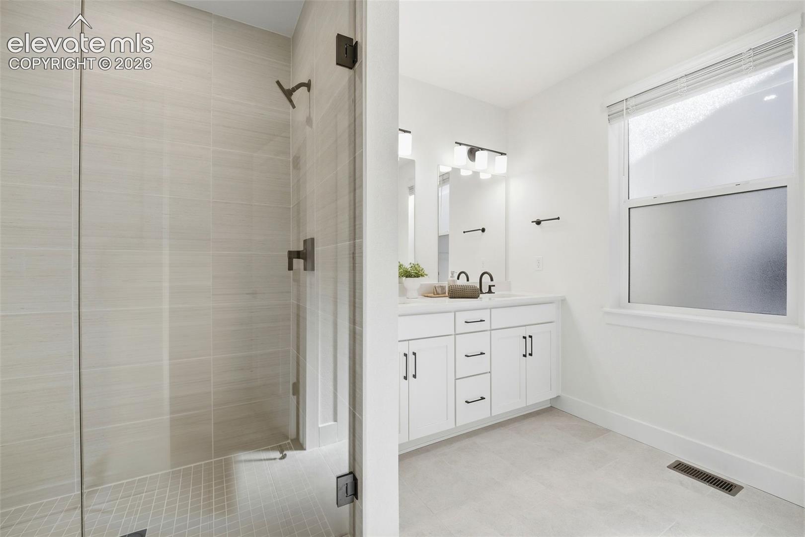 1764 Keystone Crest Lane