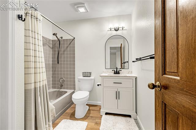 18175 Briarhaven Court