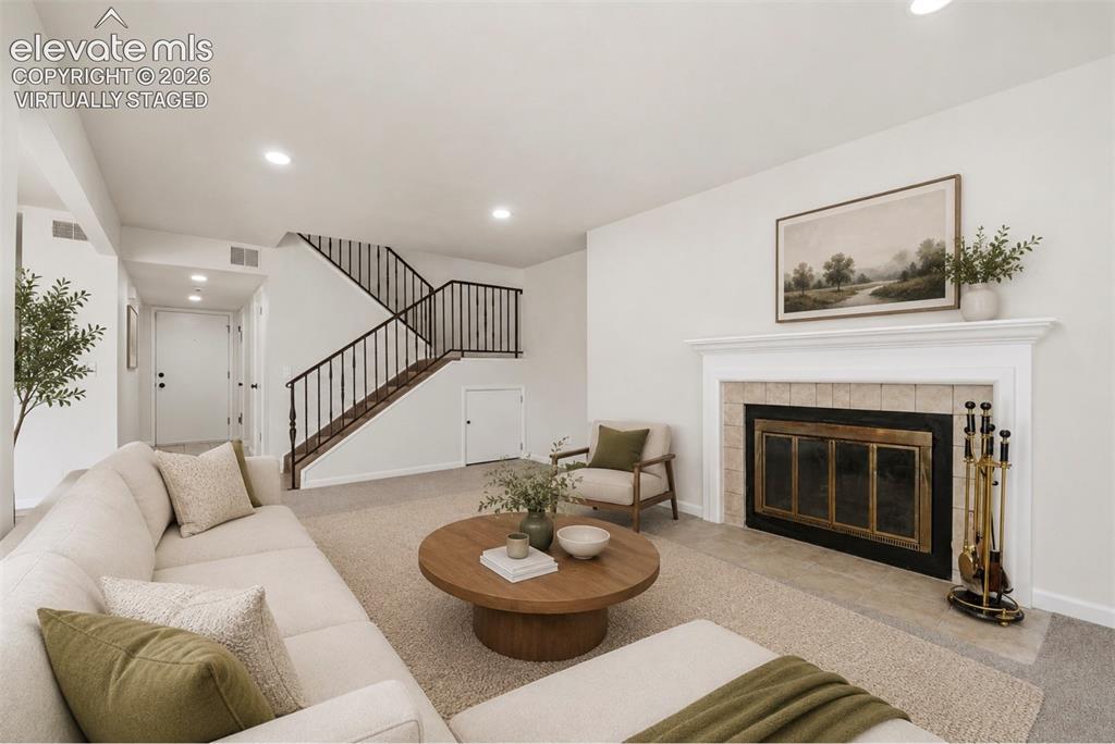 3330 Templeton Gap Road Unit: 20