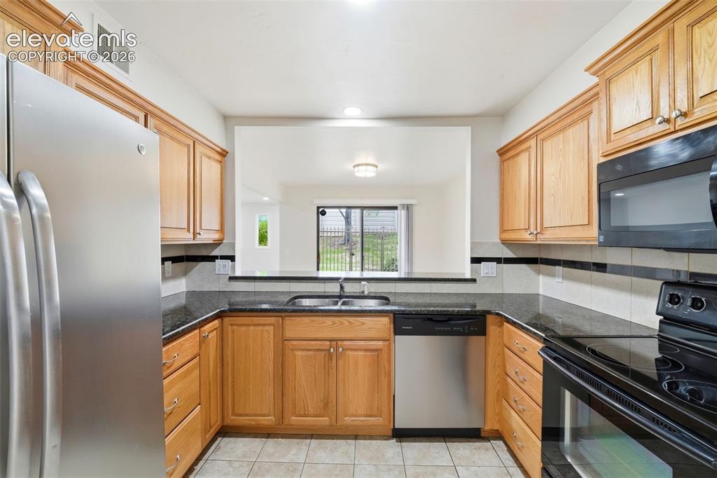 3330 Templeton Gap Road Unit: 20