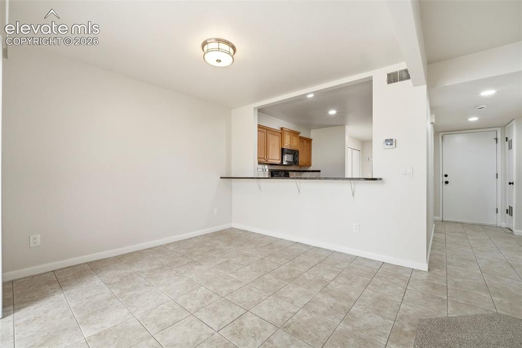 3330 Templeton Gap Road Unit: 20