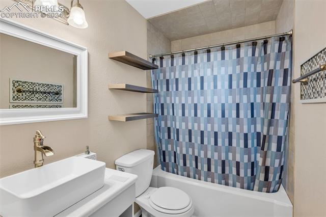 182 Regency Boulevard