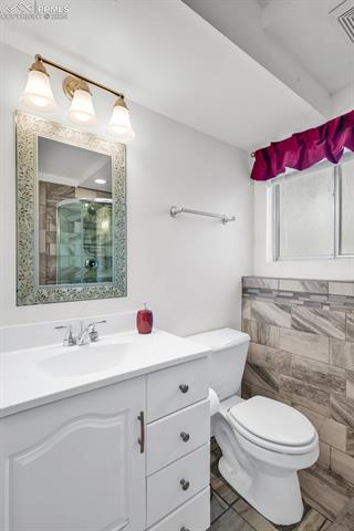 182 Regency Boulevard