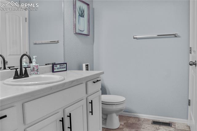 7649 Grand Fir Point