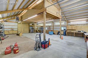 15635 Kingswood Drive