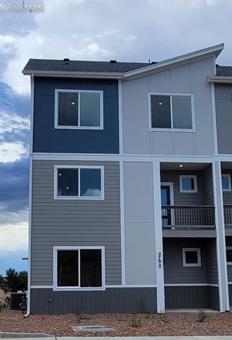 2794 Soleil Heights