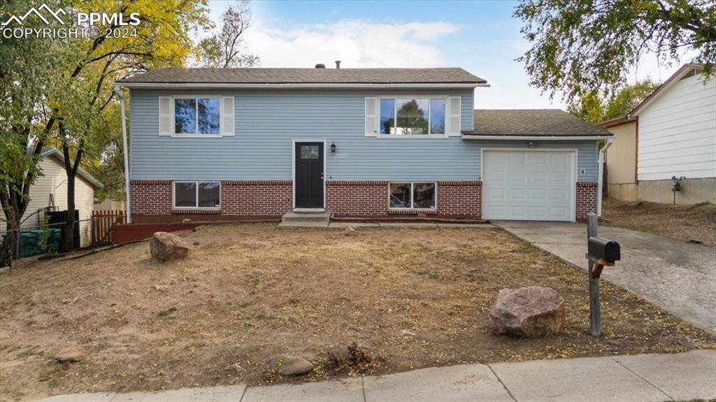 3325 Calaveras Way