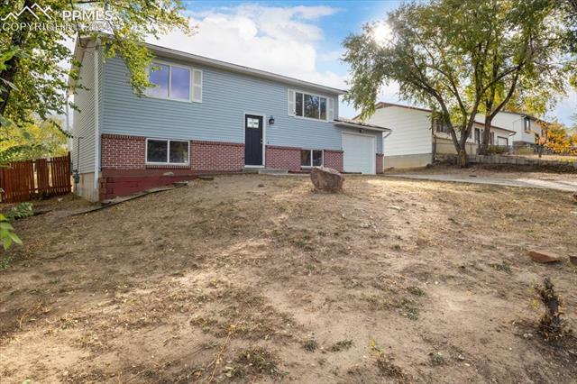 3325 Calaveras Way