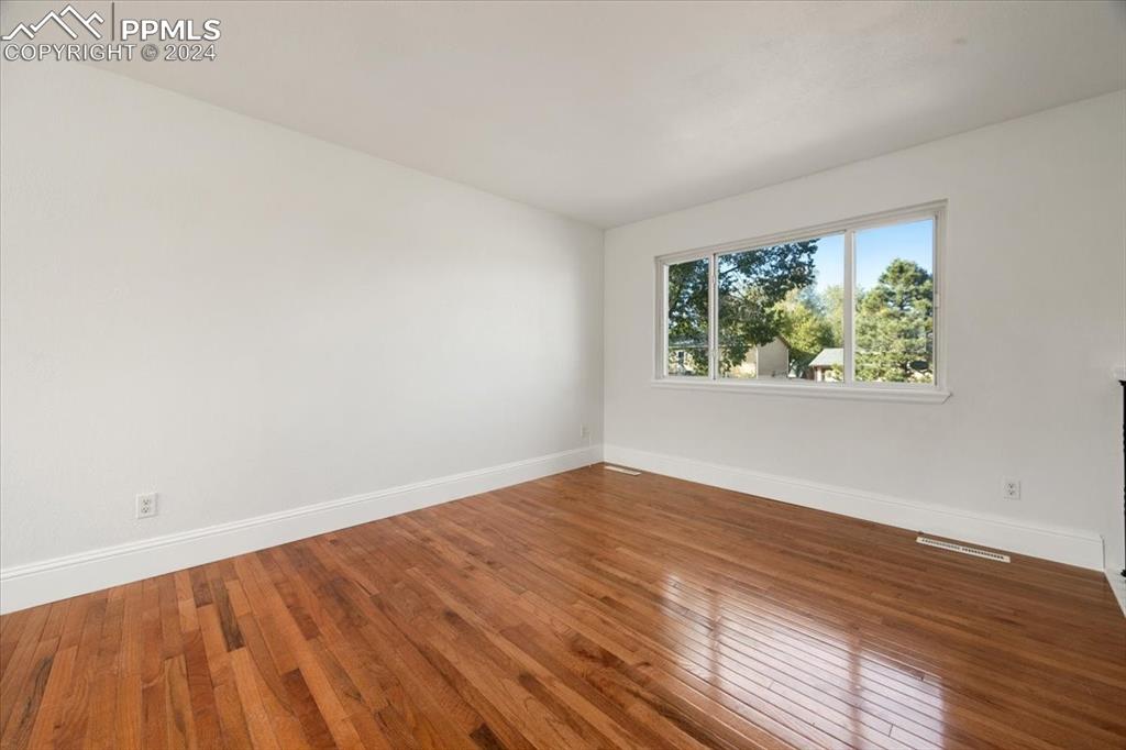 3325 Calaveras Way