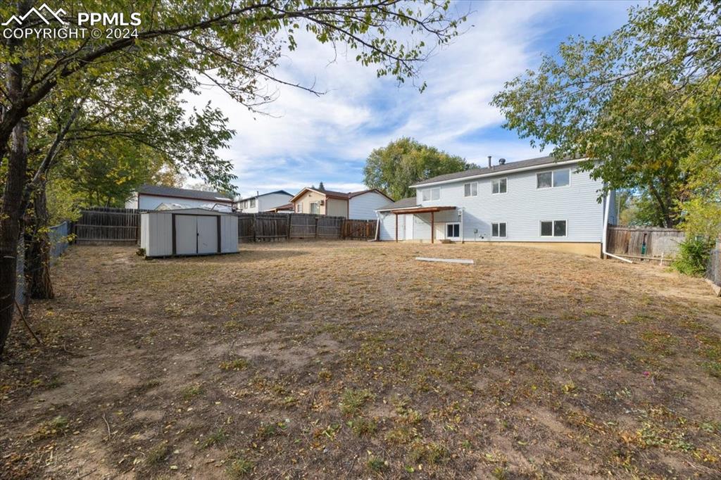 3325 Calaveras Way