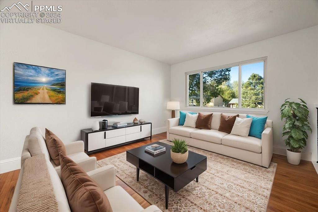 3325 Calaveras Way