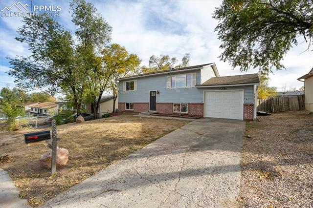 3325 Calaveras Way