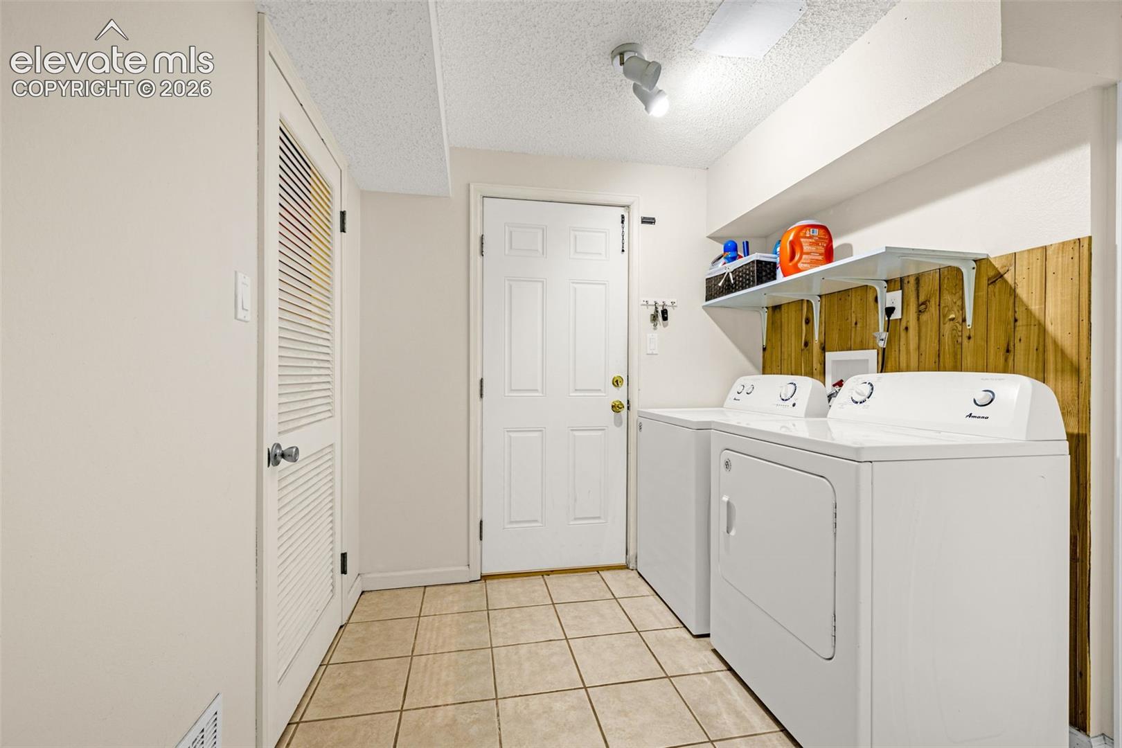 3110 Meander Circle