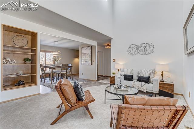 11 Gunsmith Court