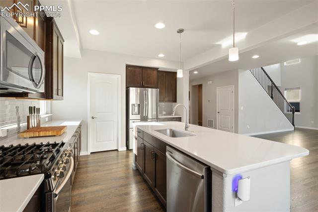 3311 Golden Meadow Way