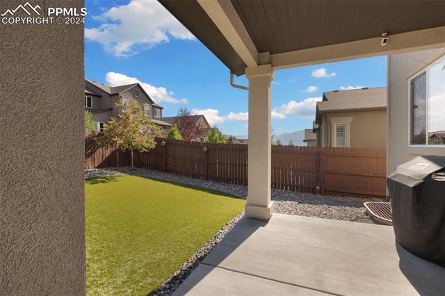 3311 Golden Meadow Way