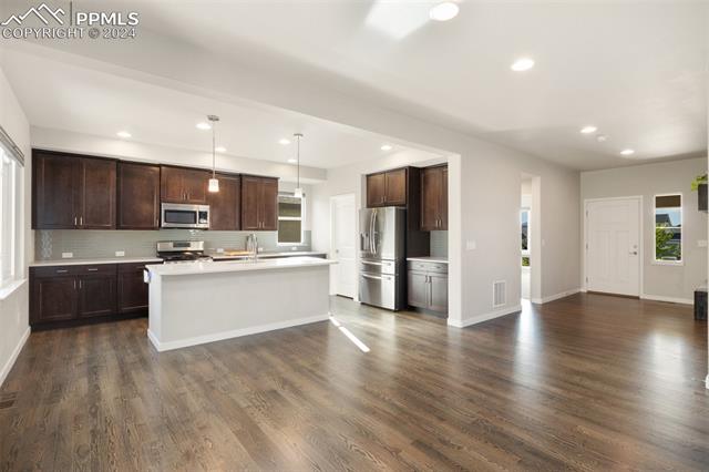 3311 Golden Meadow Way