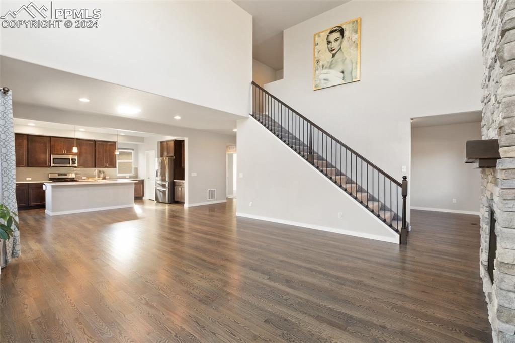 3311 Golden Meadow Way