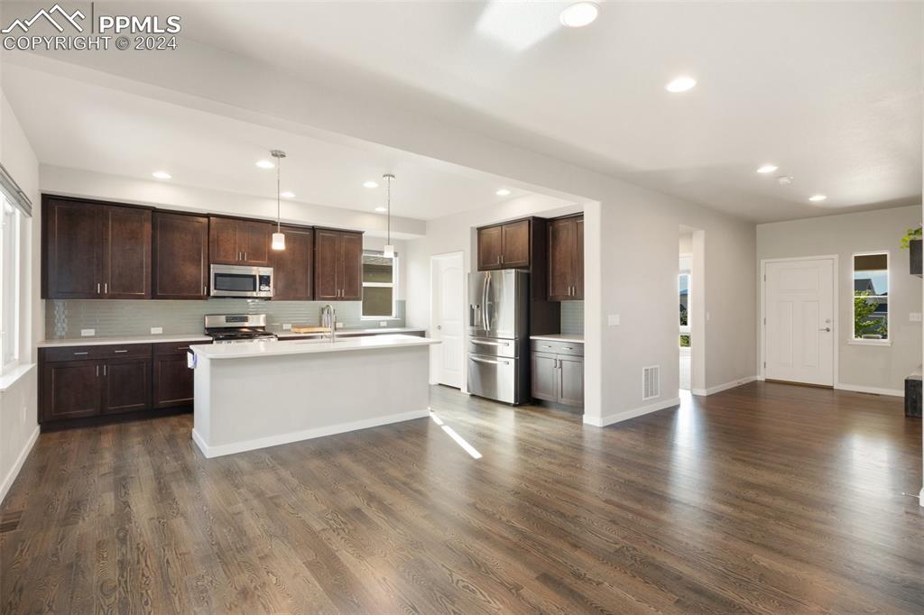3311 Golden Meadow Way