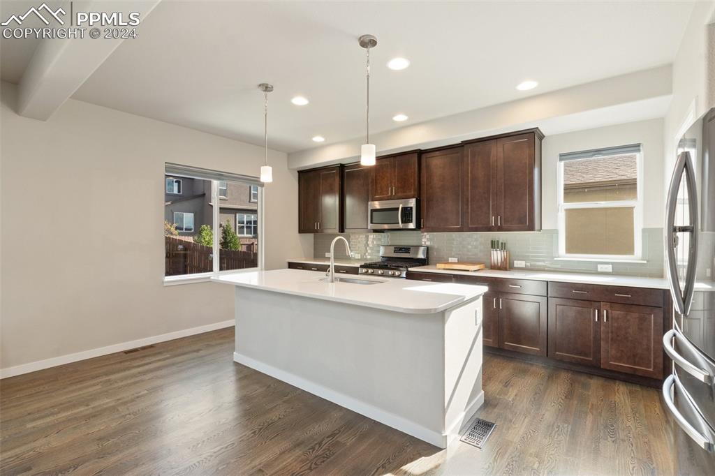 3311 Golden Meadow Way